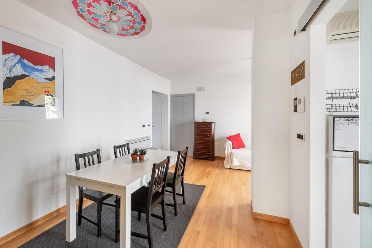 Private Terrace & Parking * Rom